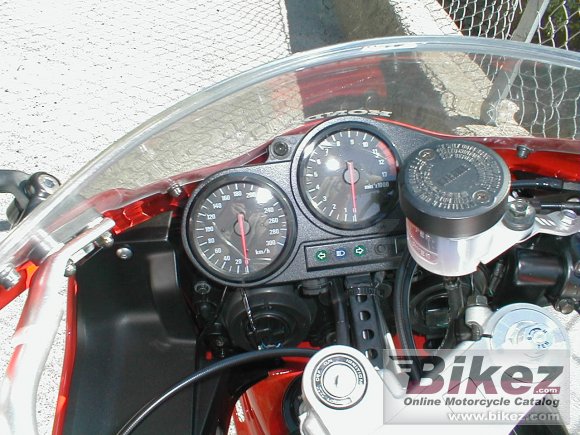 1999 Honda CBR 900 RR photo